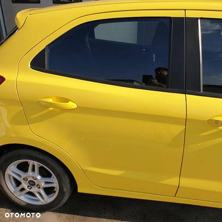 FORD KA PLUS + DRZWI LEWE PRAWE TYL KOMPLETNE BRIGHT YELLOW - 2