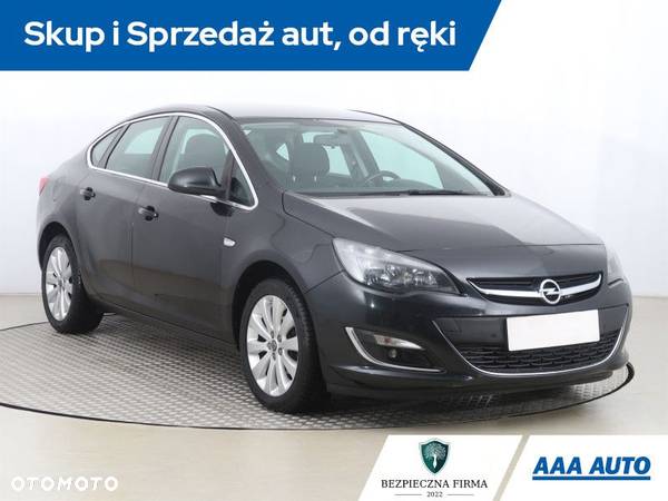 Opel Astra - 2