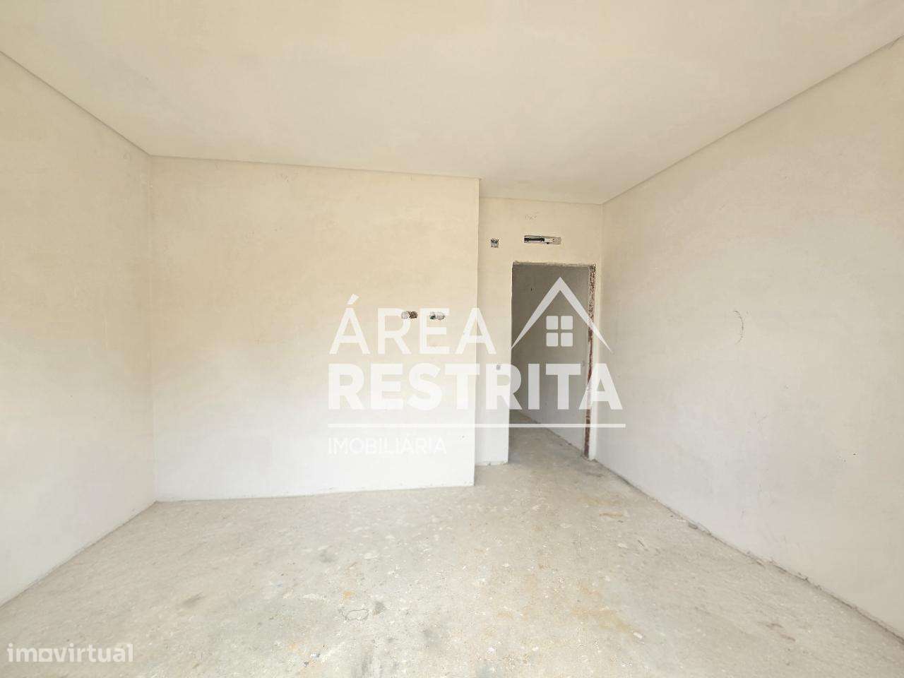 MORADIA GEMINADA T3  QUINTA DAS LARANJEIRAS - FERNÃO FERRO-13