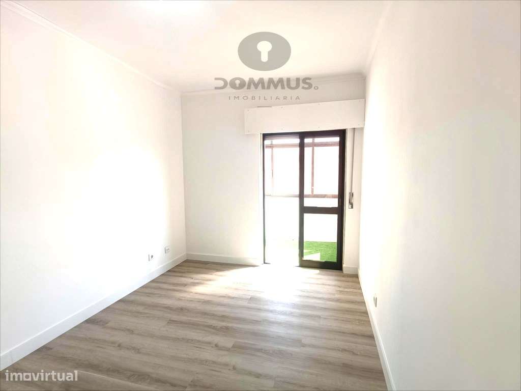 Apartamento T2 em São Marcos com Arrecadação-16