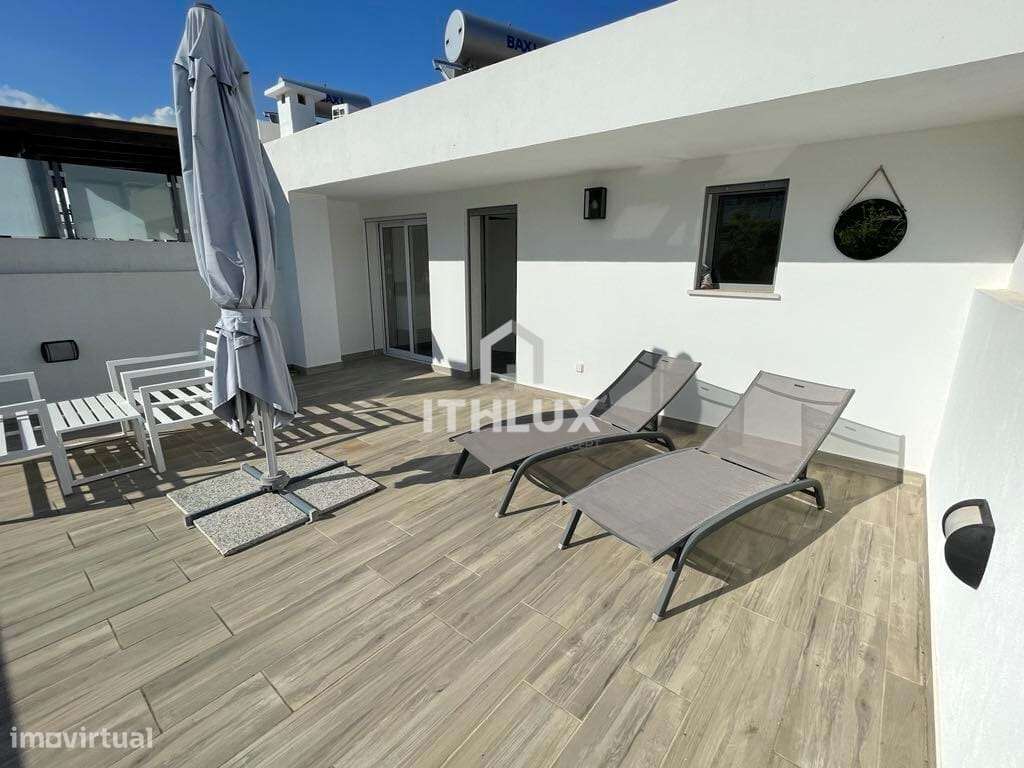 Excepcional Moradia Contemporânea 3+2, em Tavira-31