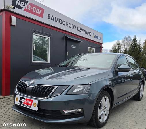 Skoda Octavia 2.0 TDI Ambition DSG - 1