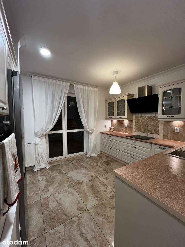 Wynajmę mieszkanie - Cieplice / Balkon / Winda / Parking - Pełny obrazek: 4/13