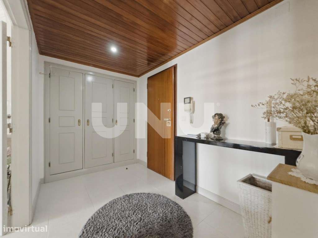 Apartamento T3 no Casal do Sarra, no Carregado!-7