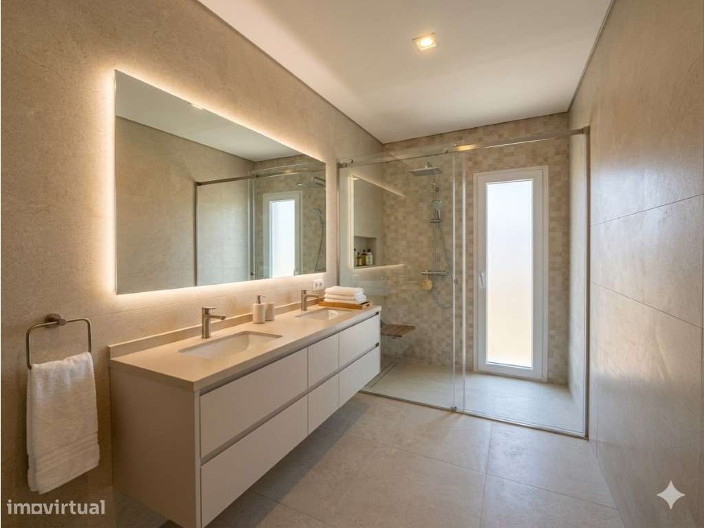 Moradia V3 em São João da Talha.-14