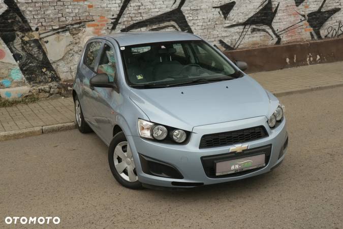 Chevrolet Aveo 1.2 LS - 24