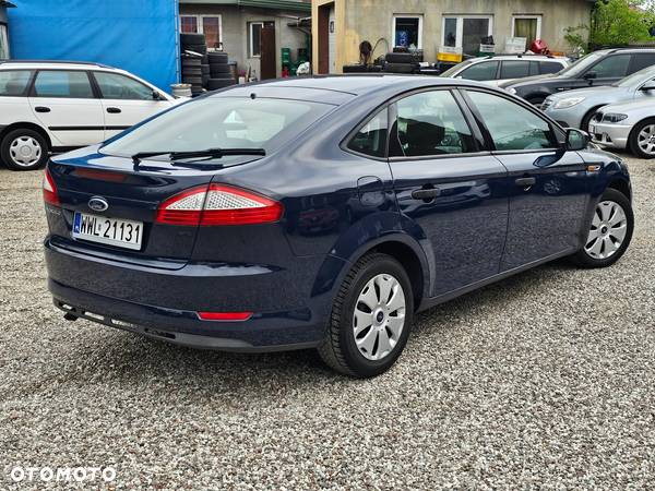 Ford Mondeo 1.8 TDCi Ambiente - 13