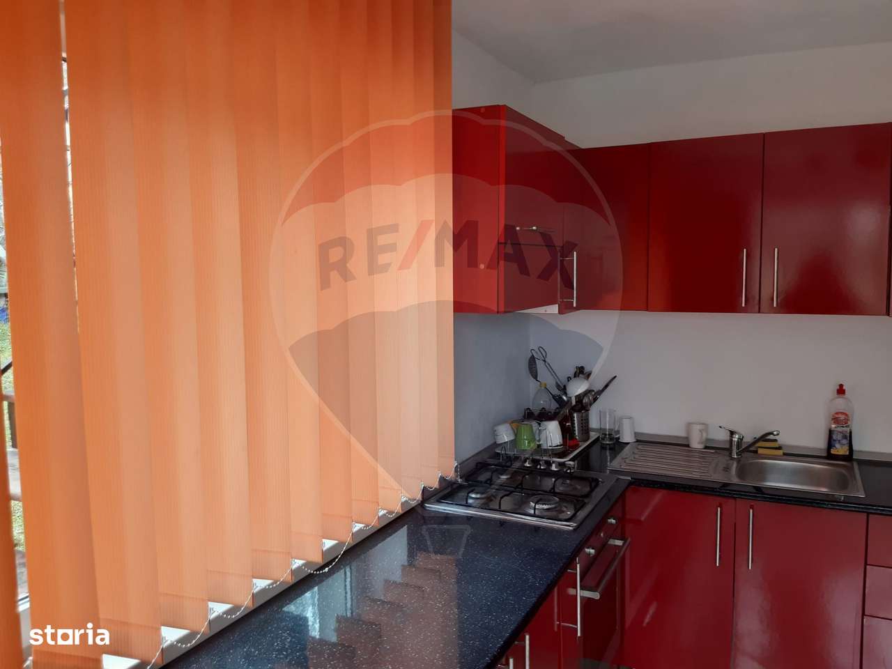 Casă / Vilă cu 7 camere de vânzare în zona Bran-Tohanita-13