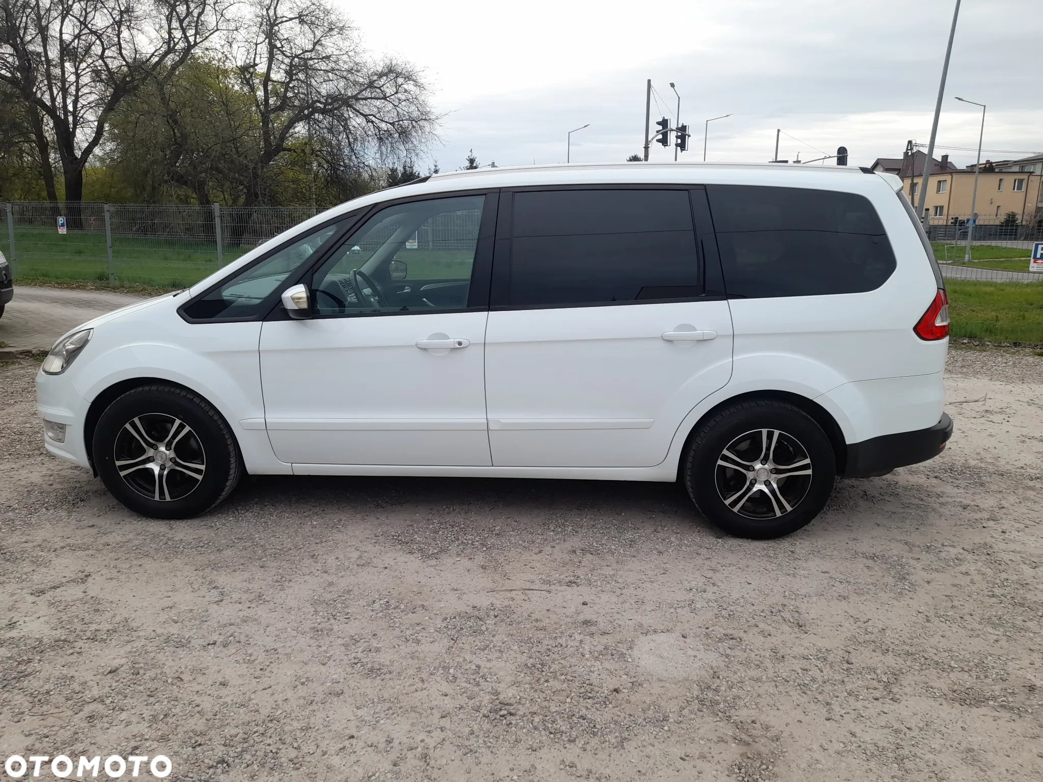 Ford Galaxy 2.0 Ambiente - 6