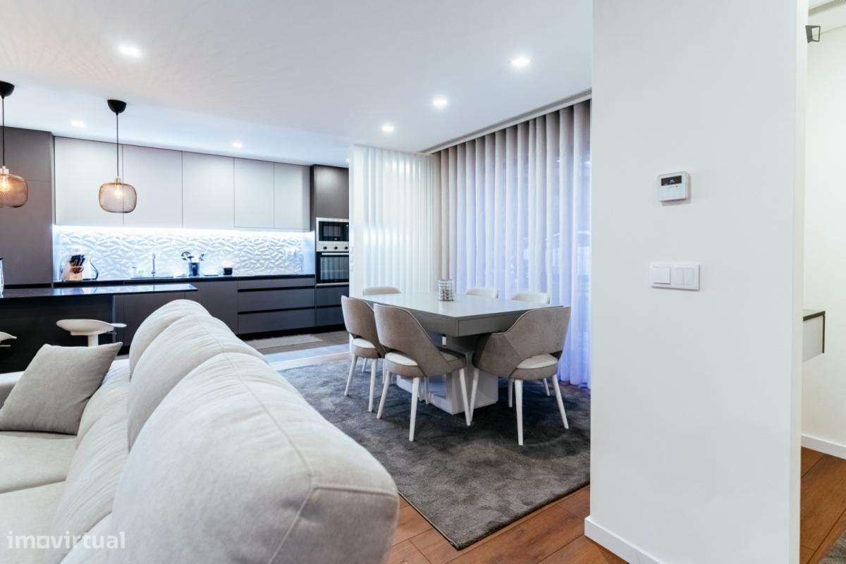 Casa com 2 quartos - localizado em Braga - Grande imagem: 4/7