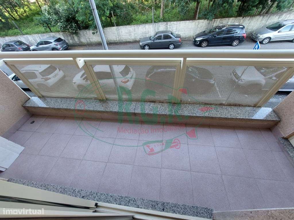 T2 PRONTO A HABITAR | Suite | Garagem Fechada-6