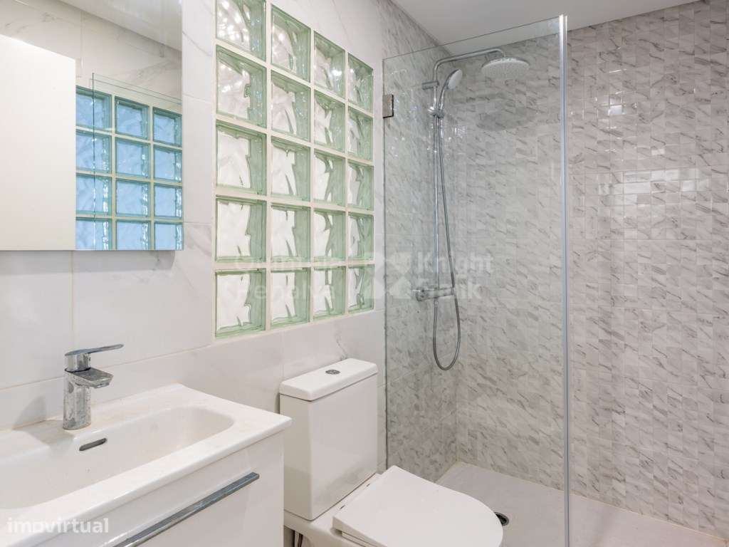 Moradia T4 com jardim, piscina e garagem em Birre-12