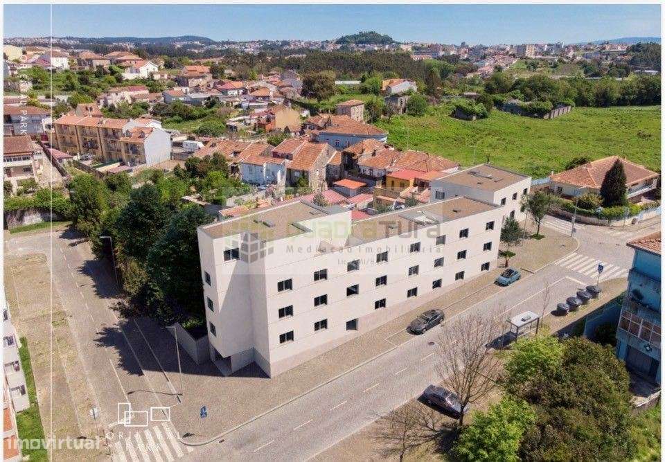 Apartamento T2 | Campanhã | Lugar de Garagem-6