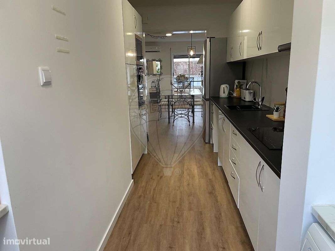 Apartamento T1 para arrendamento - Grande imagem: 2/12