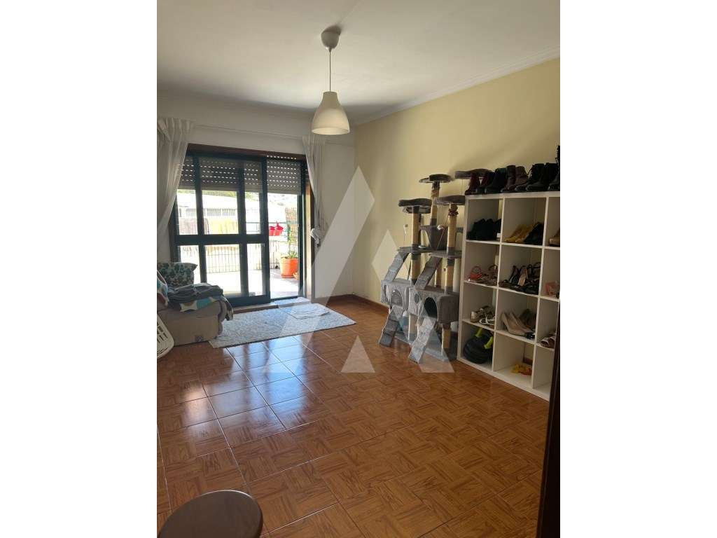 Apartamento T3 em São Roque-13