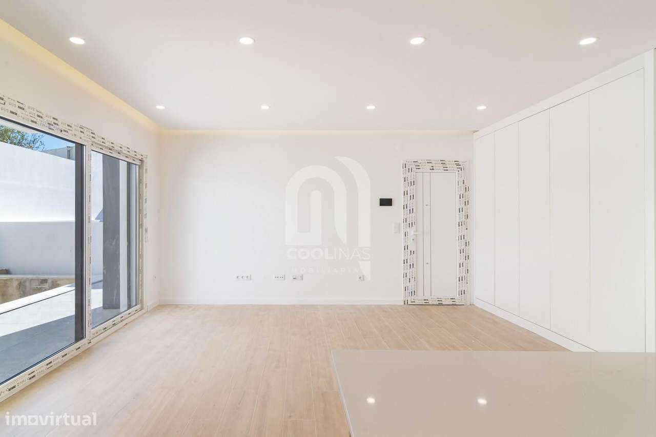 Fantástica Moradia Térrea T3+1 com Piscina de água salgada e aquecida-11