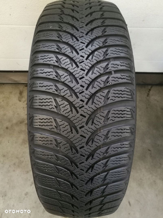 Opona zimowa 195/65 R 15 Kumho WinterCraft WP51 - 1