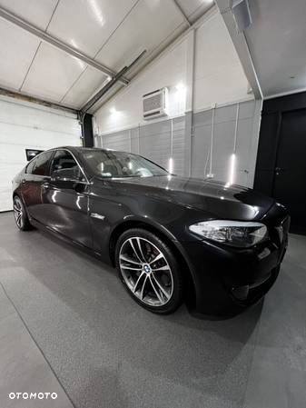 BMW Seria 5 530d xDrive Luxury Line - 33