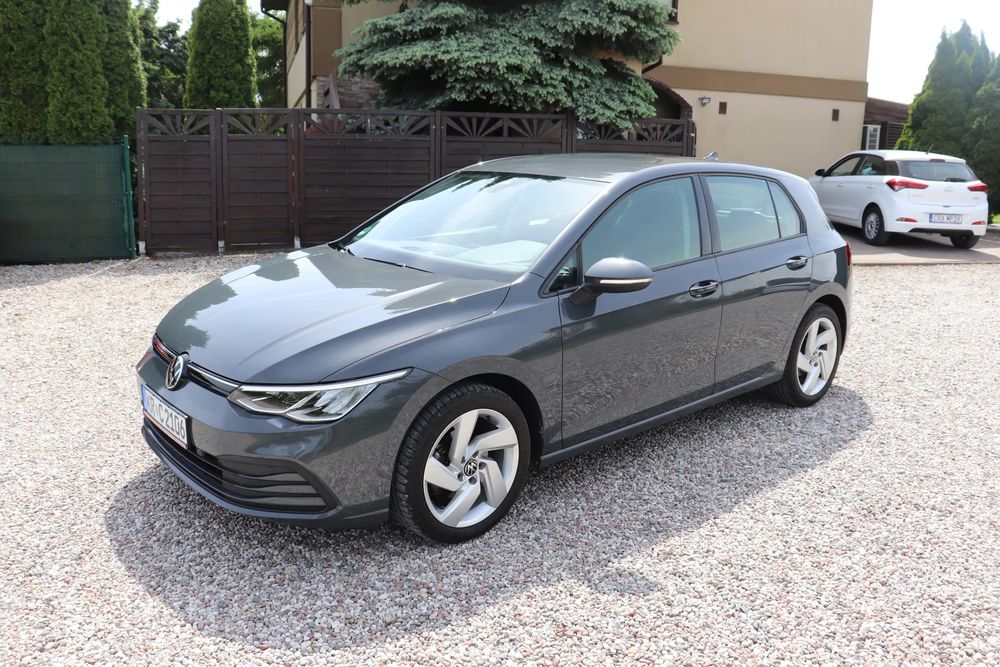 Volkswagen Golf VIII 2.0 TDI SCR Life 2021