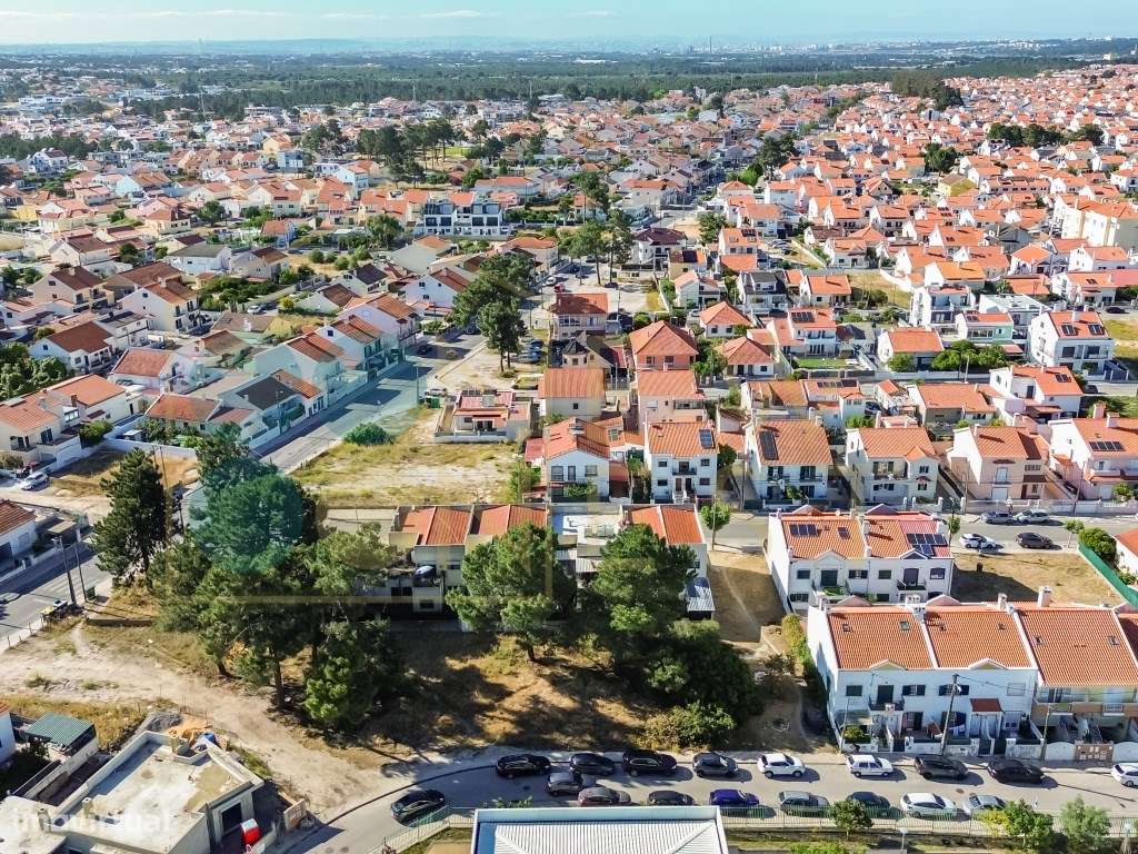 Andar de Moradia T3 com Entrada Independente e Espaço Exterior na Q...-35