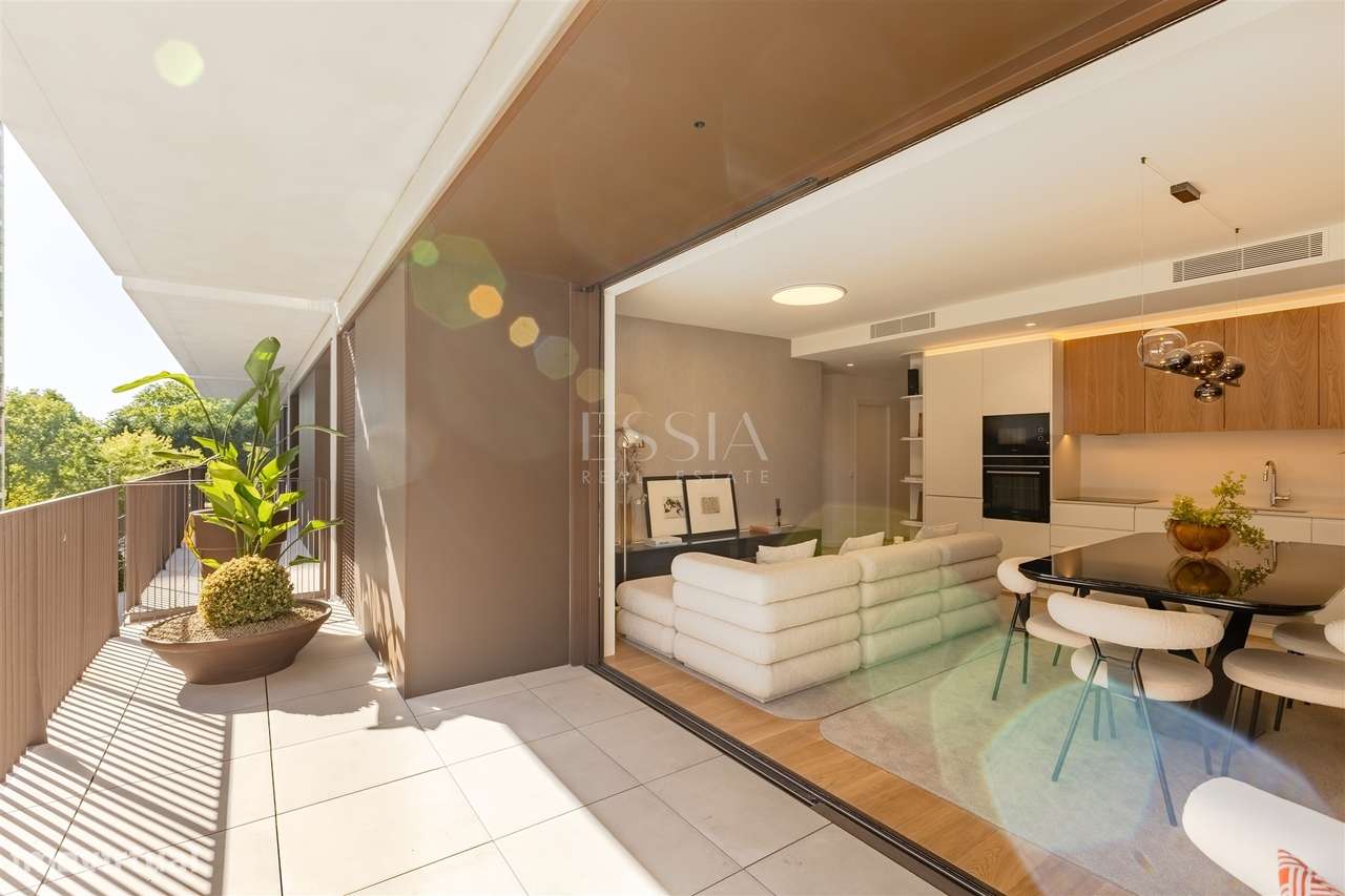 T3 com Terraço de 75m2 Lugar de Garagem Vila Nova de Gaia-1