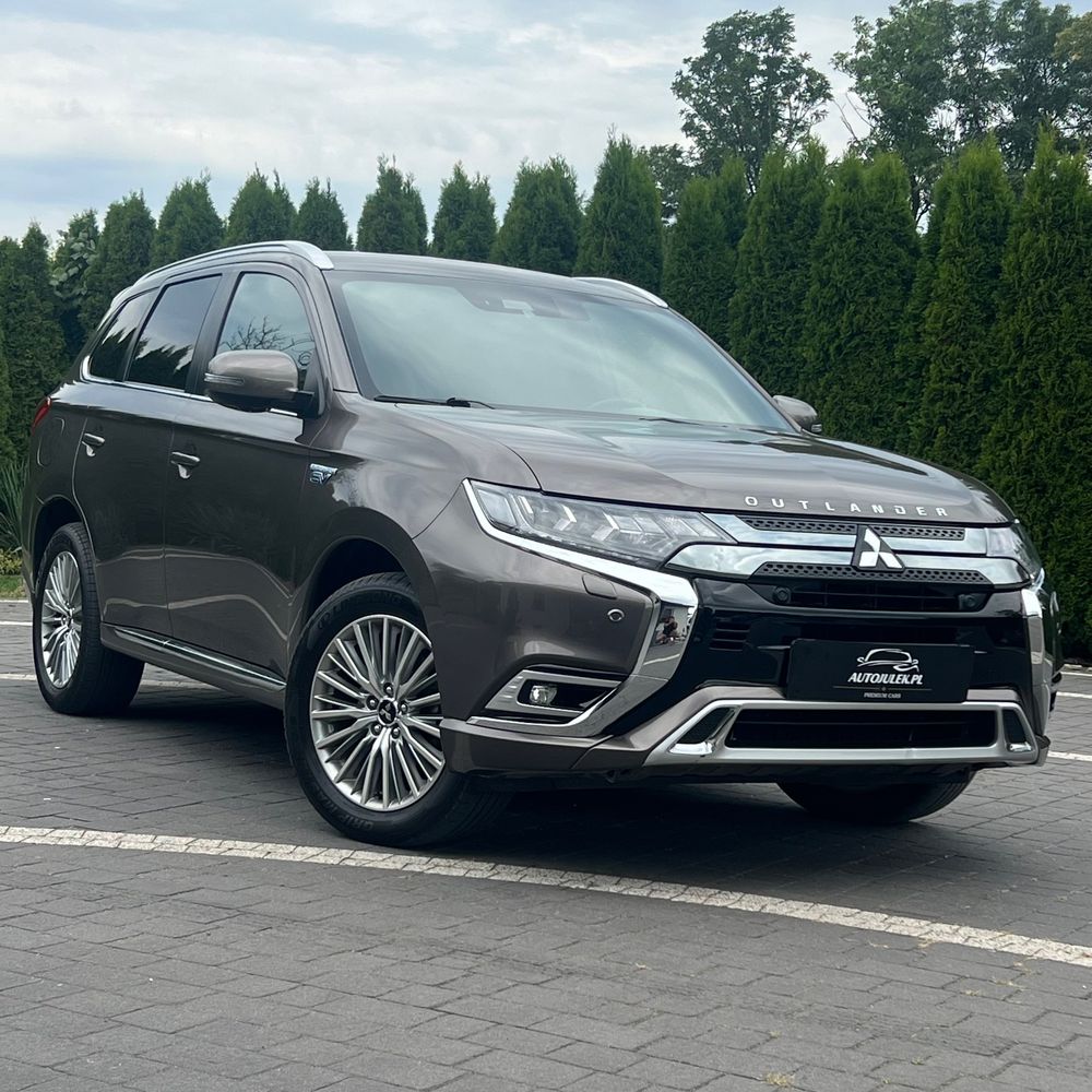 Mitsubishi Outlander III (2012-2022) 2.4 4WD Diamant 2019