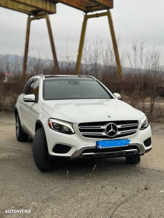 Mercedes-Benz GLC 300 4Matic 9G-TRONIC Exclusive - 3