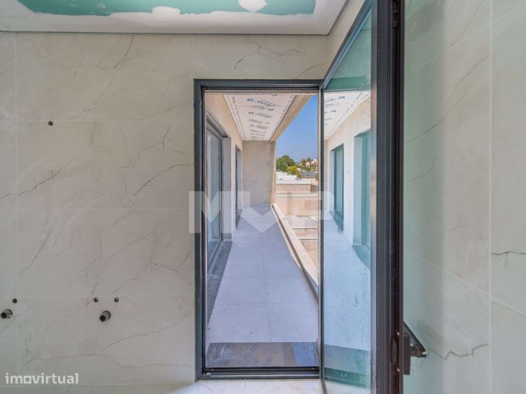 Moradias V3+1 com piscina | Gambelas - Design contemporâneo-16