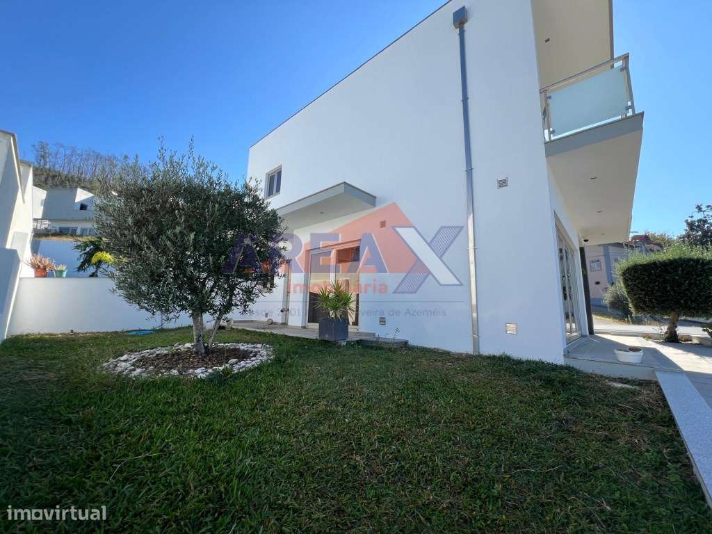 Moradia de Excelência T4 | Isolada | Vistas para a Ria de Aveiro-8