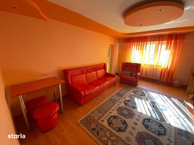 Apartament 3 camere, etajul 2, Fratii Golesti