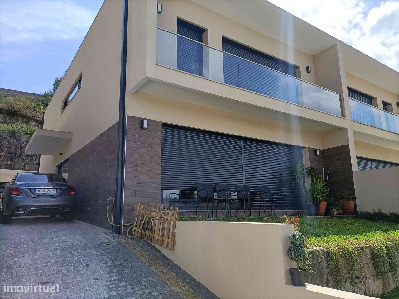 Moradia T4 com 3 frentes, ano 2020, no distrito do Porto - Grande imagem: 5/52