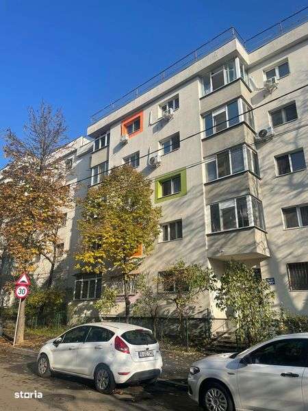 Vand 2 camere Baneasa