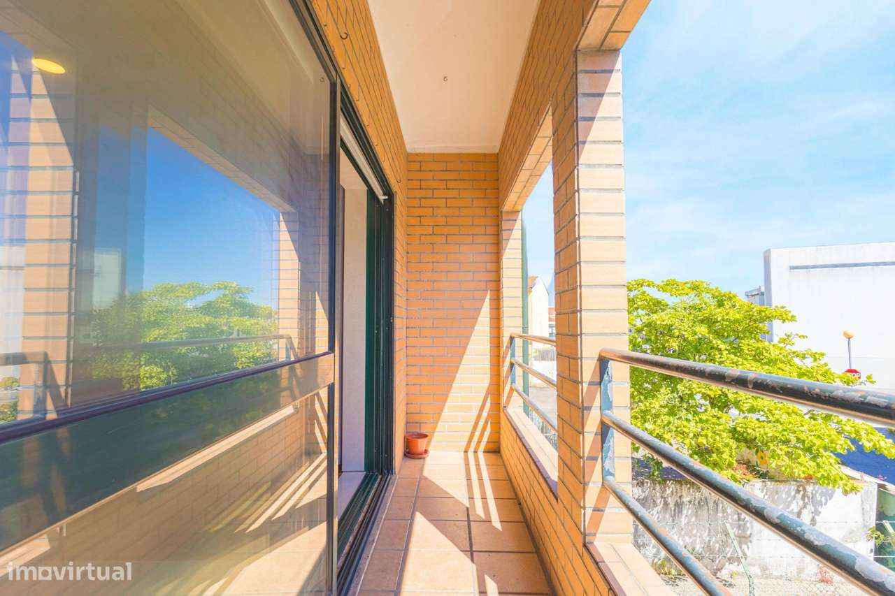 Apartamento T3 com 172 m² na Senhora da Hora - Grande imagem: 4/27