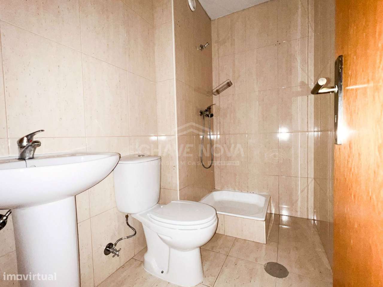 Apartamento T2 Bonfim - Porto-18