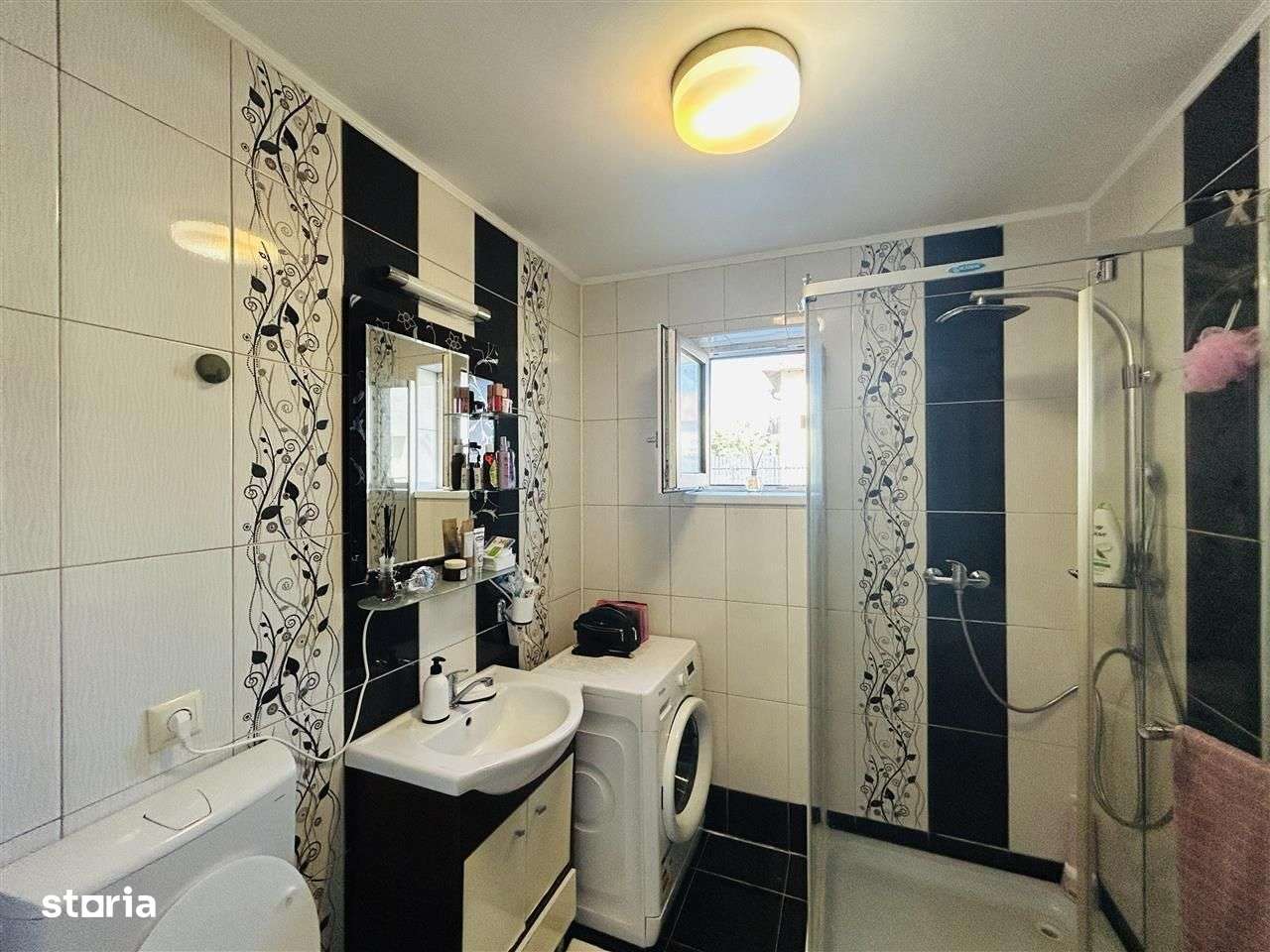 Vand ap 2 camere cu gradina + 2 locuri de parcare, mobilat si utilat - Imagine principală: 4/9