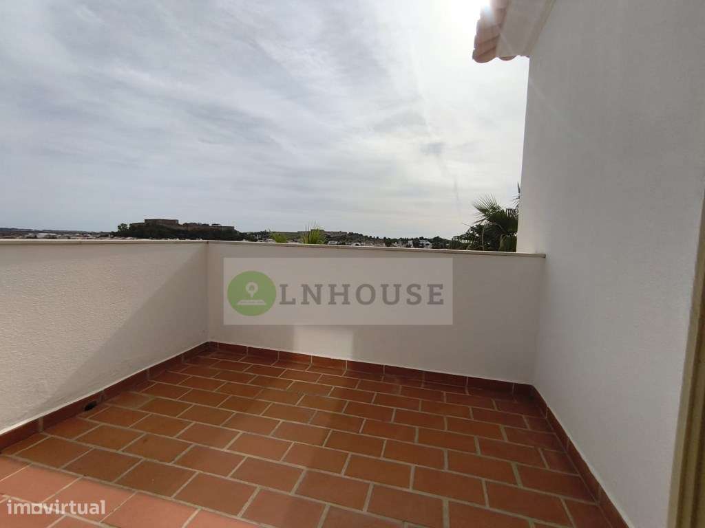 Moradia T4 com piscina e garagem - Castro Marim-27