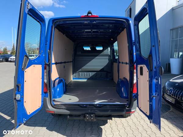 Mercedes-Benz Sprinter - 7