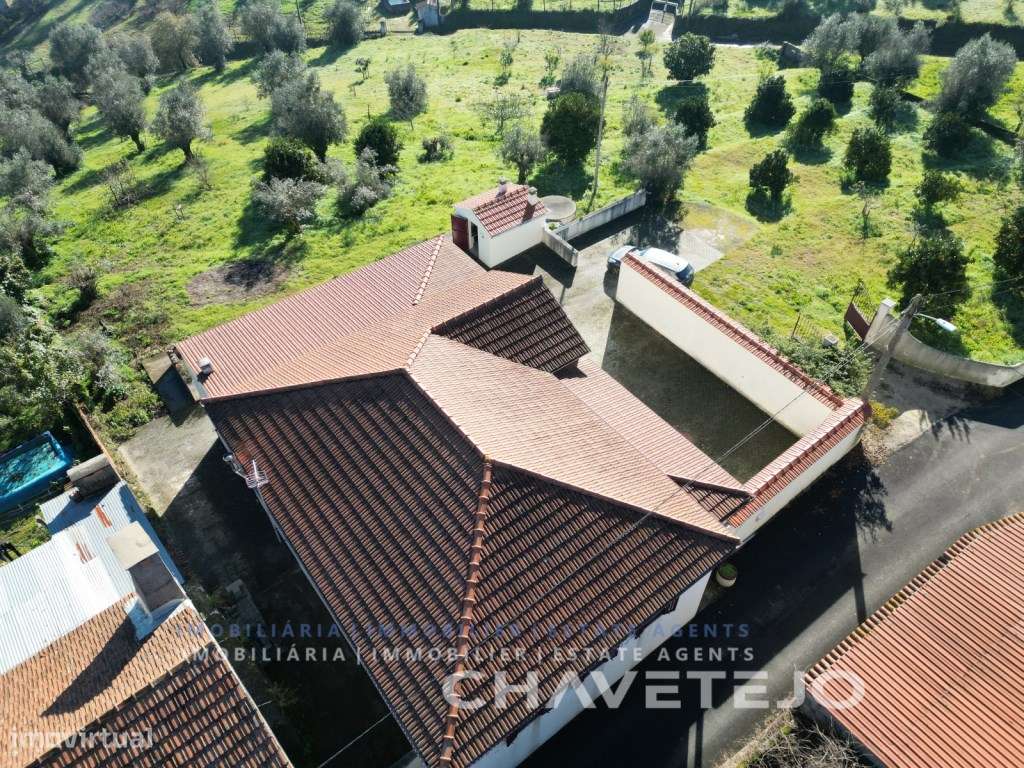 Moradia T3 com vistas deslumbrantes para o Lago Castelo de Bode - Grande imagem: 4/60