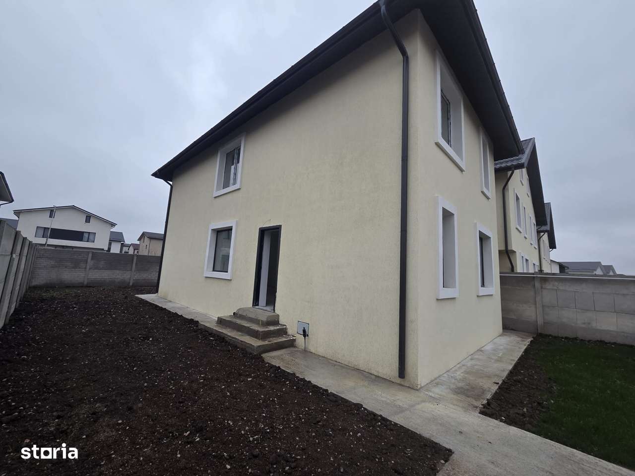 Casa deosebita Single 4 camere Bragadiru-2