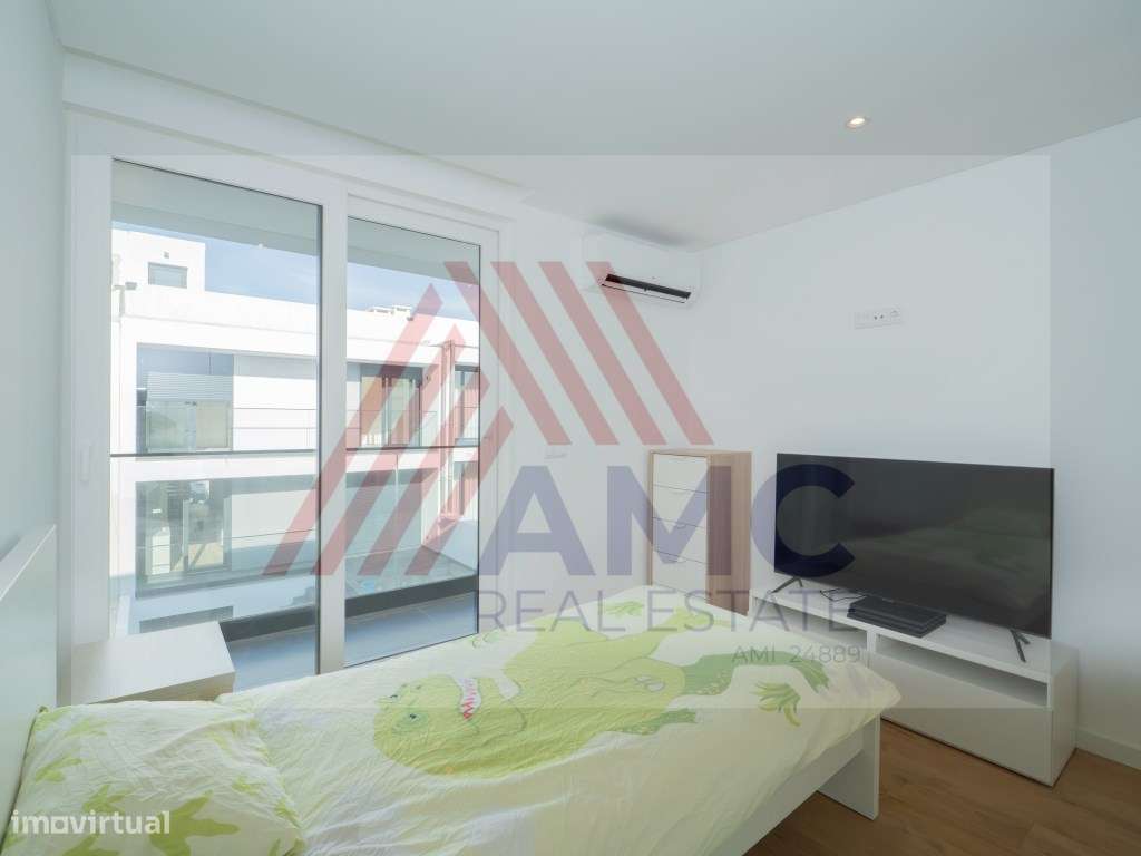 VENDE-SE MORADIA T3 NOVA COM PISCINA PRIVATIVA E GARAGEM-53