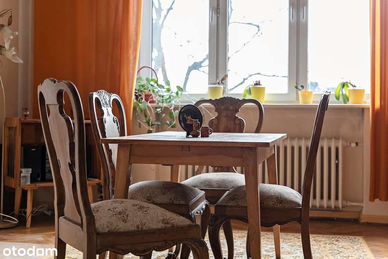 4 pokoje; 99 m² w sercu Łodzi – kamienica z CO; balkon; 3,2m wysokości-6