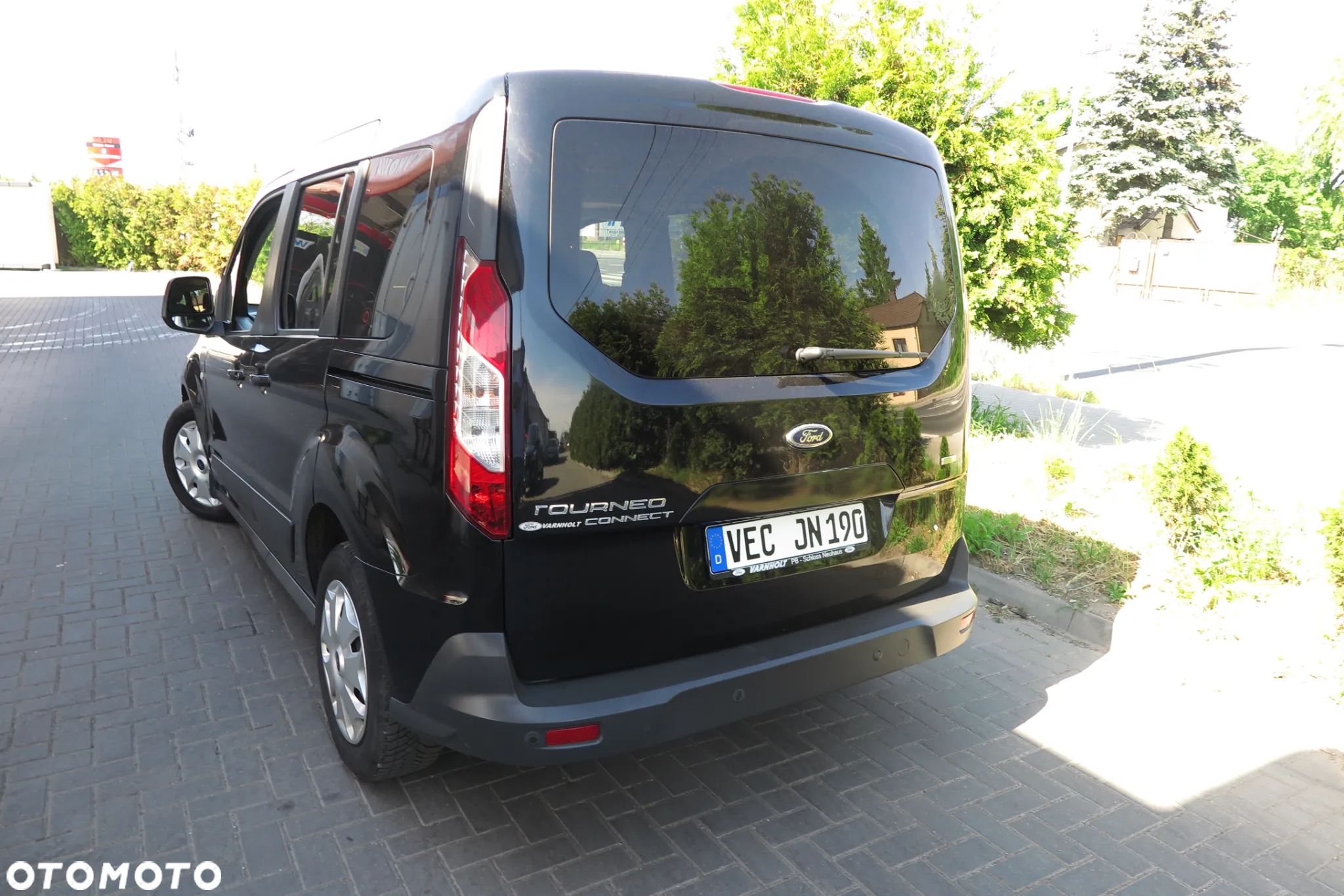 Ford Tourneo Connect 1.0 EcoBoost Start-Stop Titanium - 9