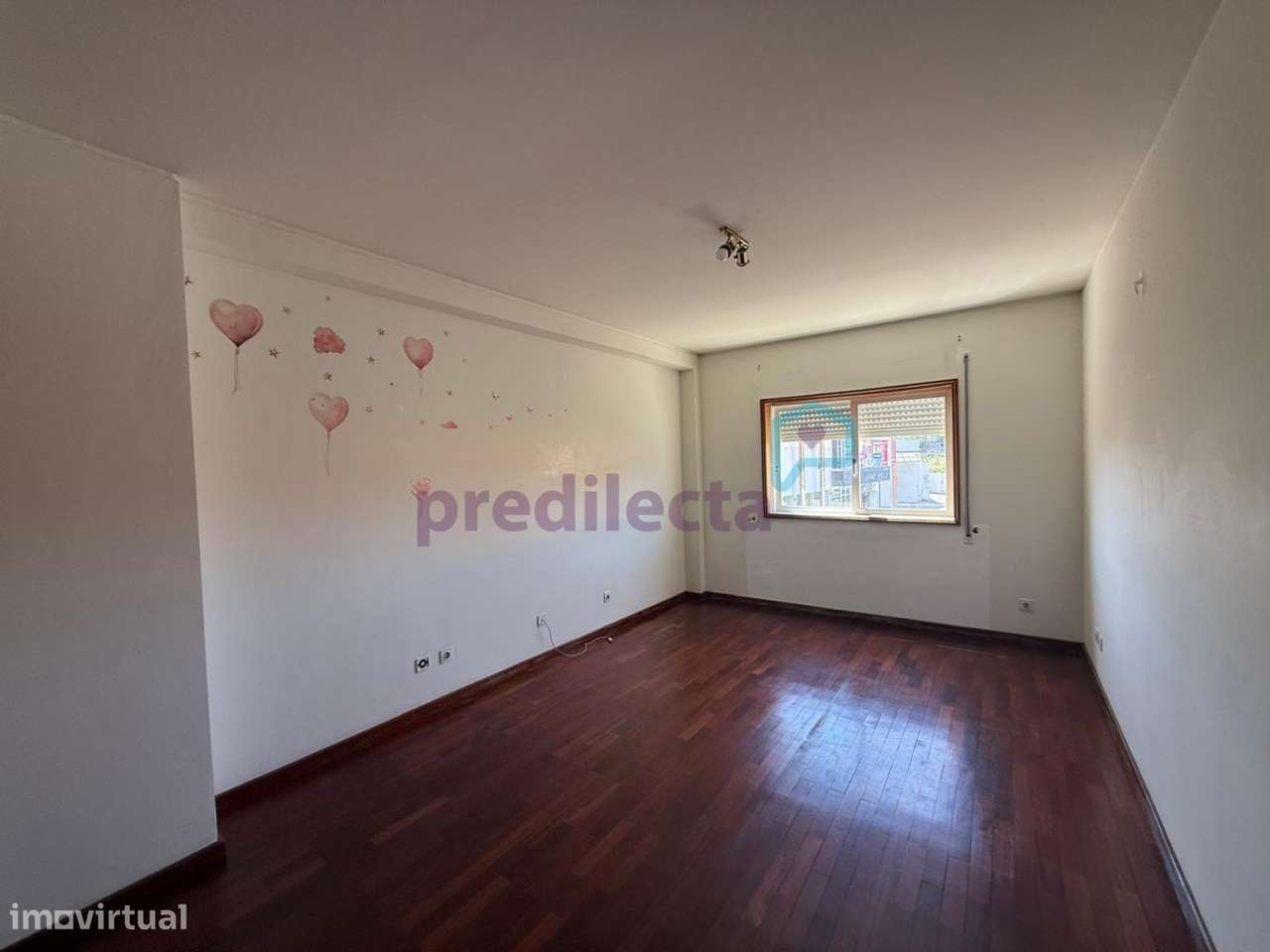 REF3813 - Rentabilidade garantida: T1 c/ box - À Areosa-14