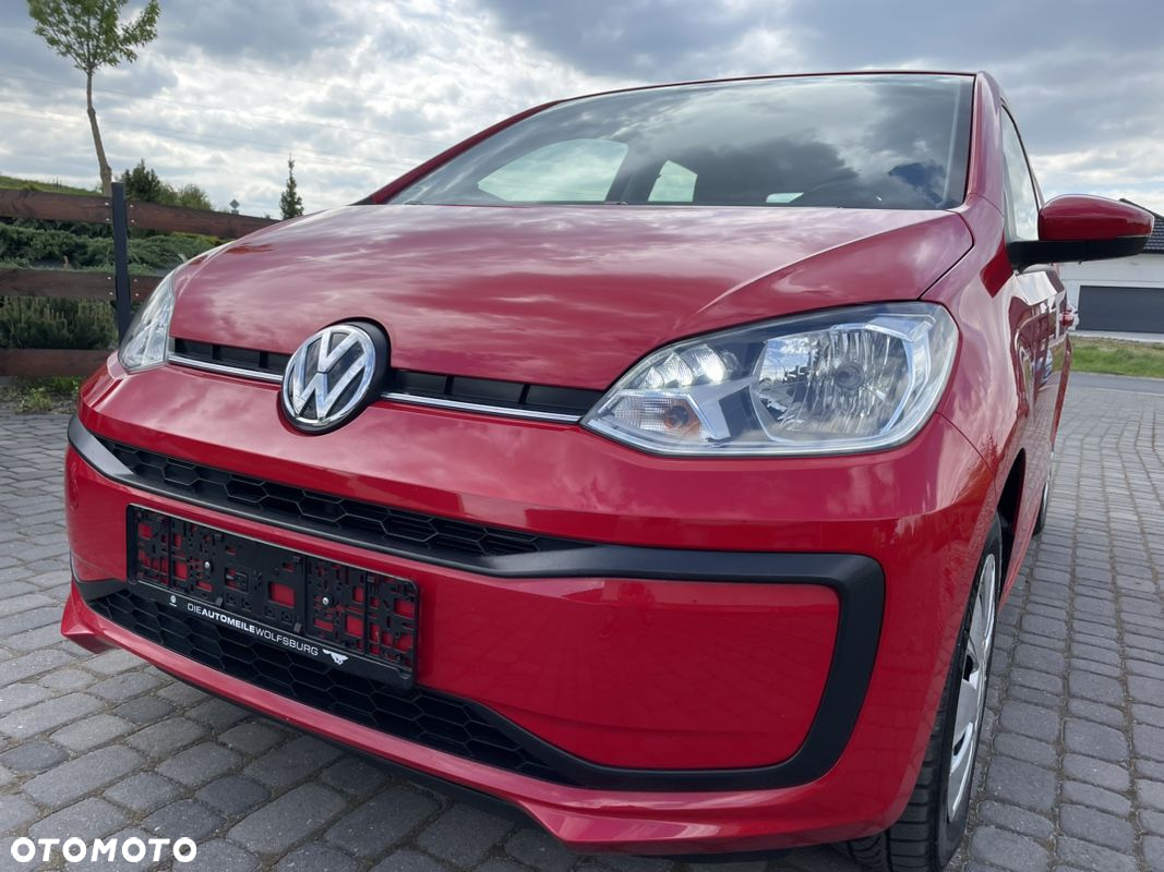 Volkswagen up! (BlueMotion Technology) move - 11