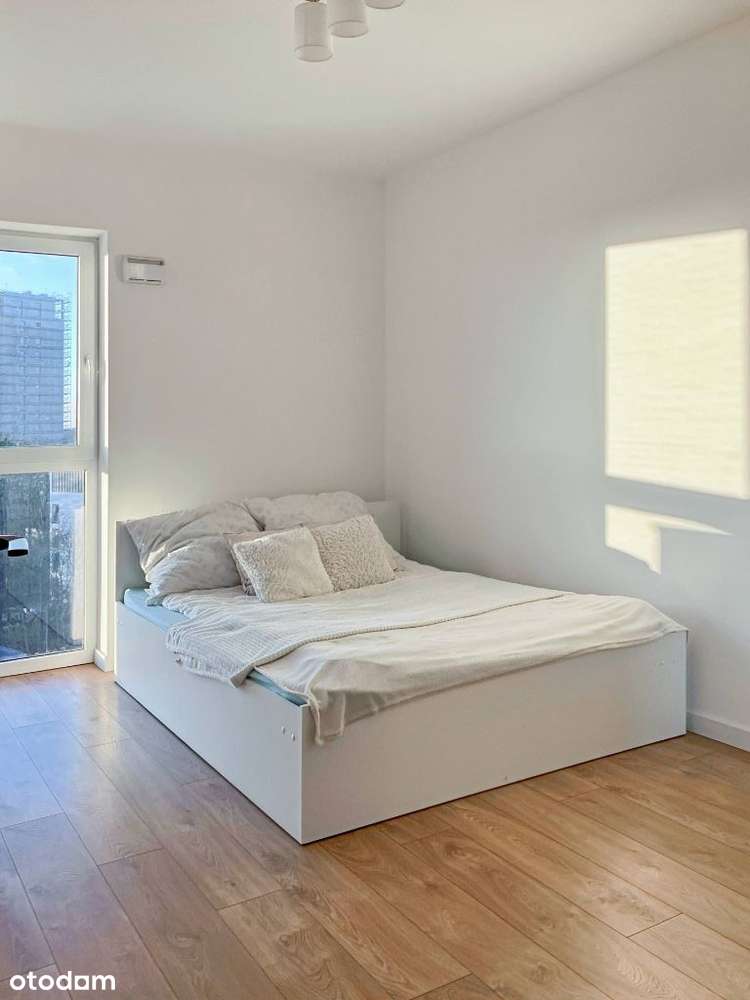 Sloneczne 2 pokojowe mieszkanie w apartamentowcu + parking - Więcej