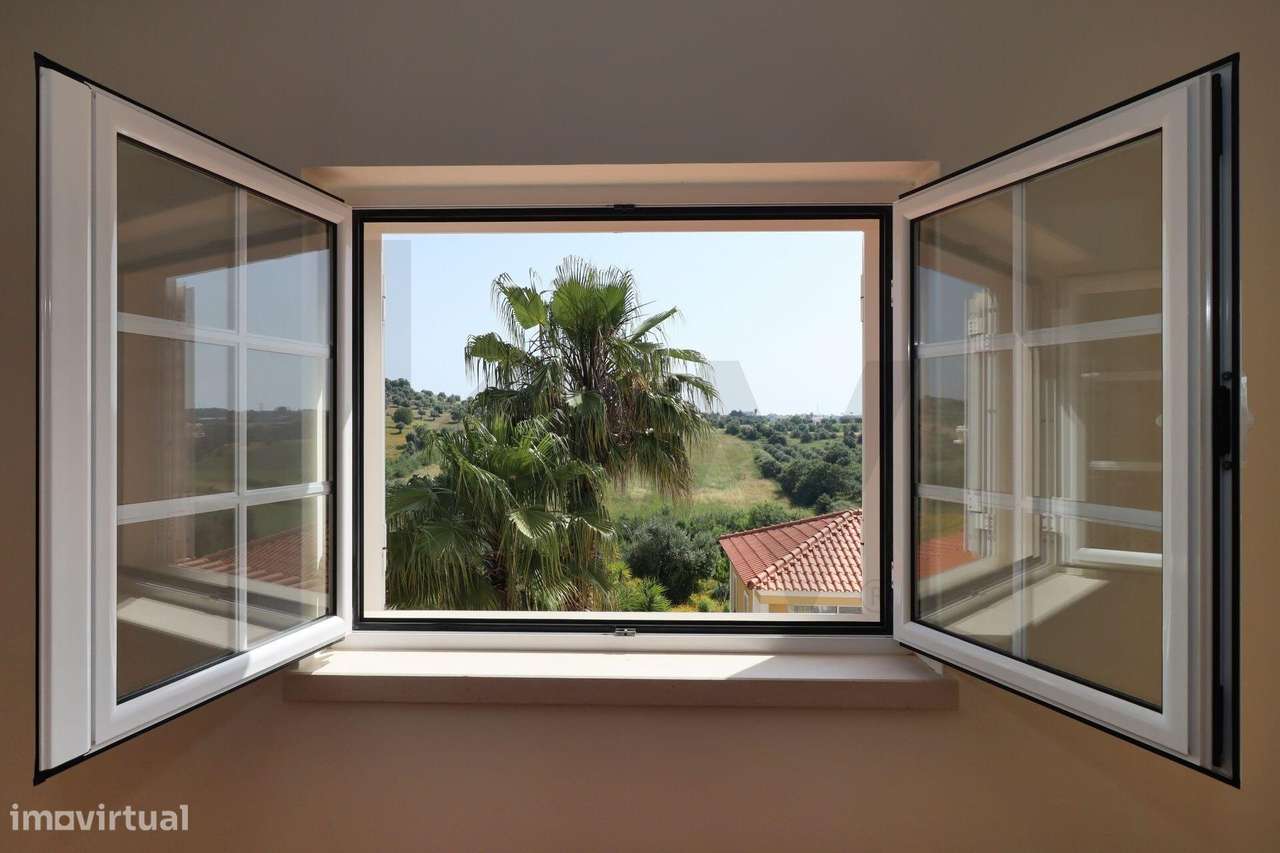 Moradia de Luxo com Piscina e Vistas Panorâmicas | Moçarria, Santarém-37