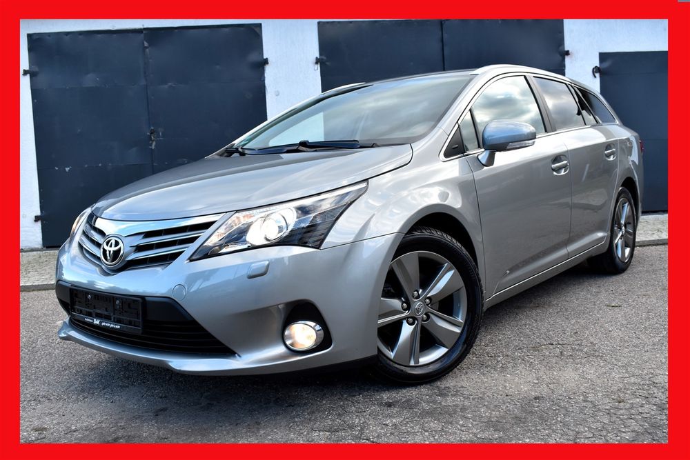 Toyota Avensis III (2009-) Touring Sports 1.8 Business Edition 2014