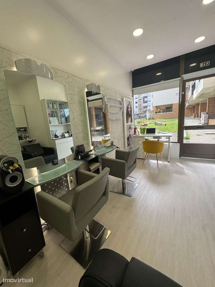 Salão de Cabeleireiro para Trespasse em Loures, excelente oportunidade - Grande imagem: 3/12