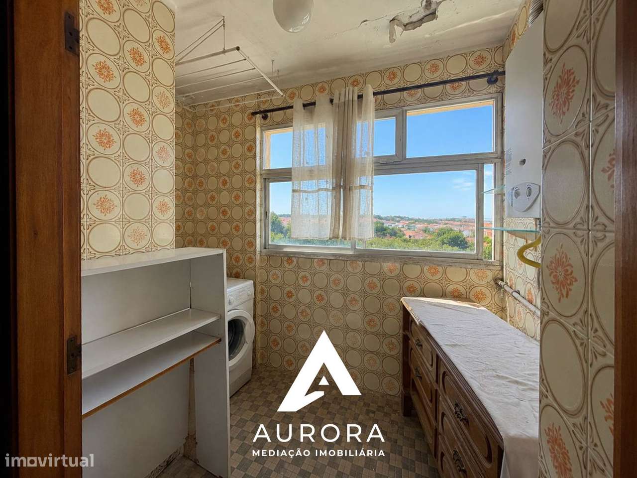 Apartamento T2 com excelente potencial de valorização-10