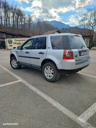 Land Rover Freelander - 2